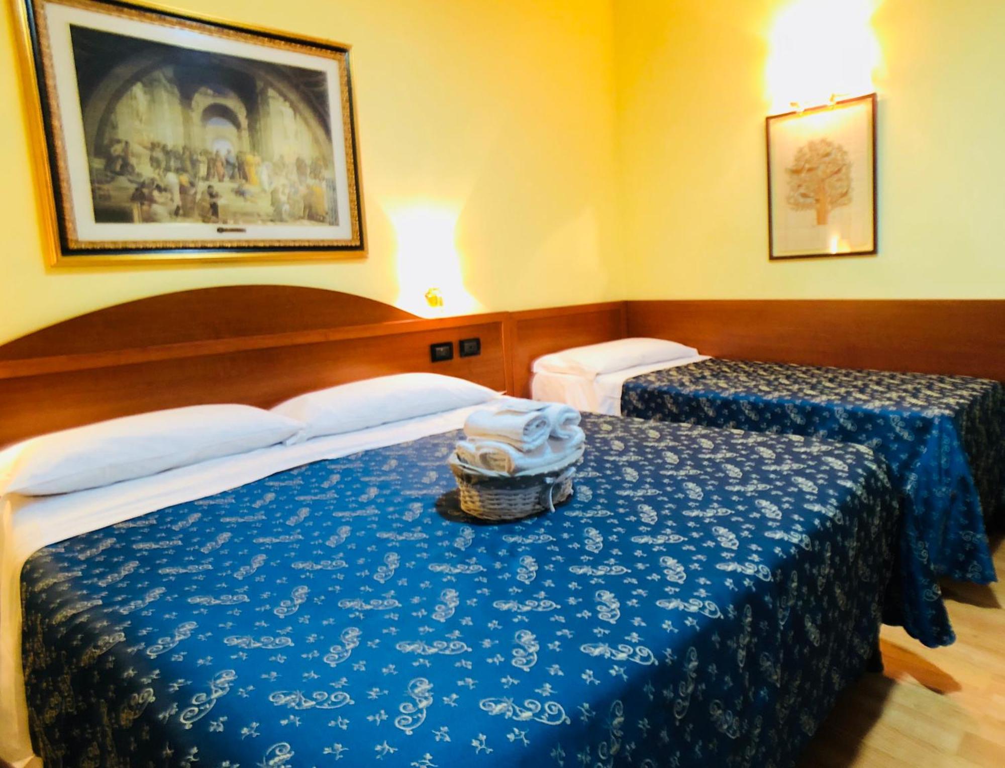 Saint Peter Inn, Rome